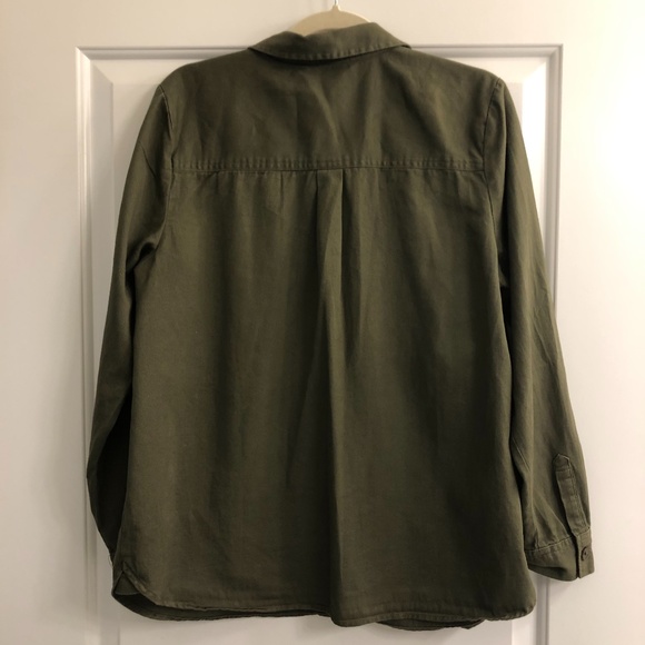 Womens Old Navy Army Green Button Up Thick Blouse - Picture 4 of 4